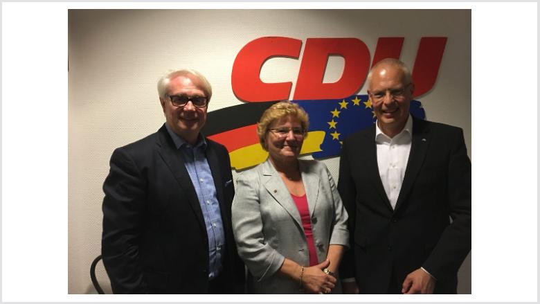 Diskussionsforum zum Schutz des ungeborenen Lebens Diskussionsforum zum Schutz des ungeborenen Lebens